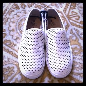 Leather slip on sneaker size 6 new with tags